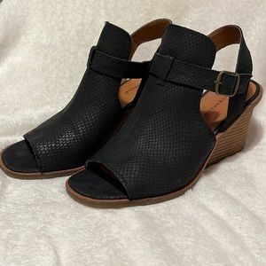 Lucky Brand Peep Toe Heels